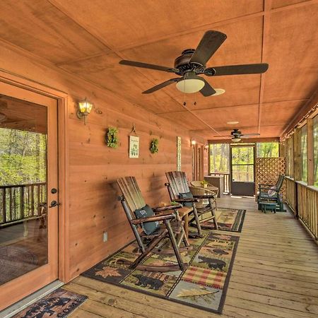 Cozy Hiawassee Cabin With Fire Pit And Mtn Views! ภายนอก รูปภาพ